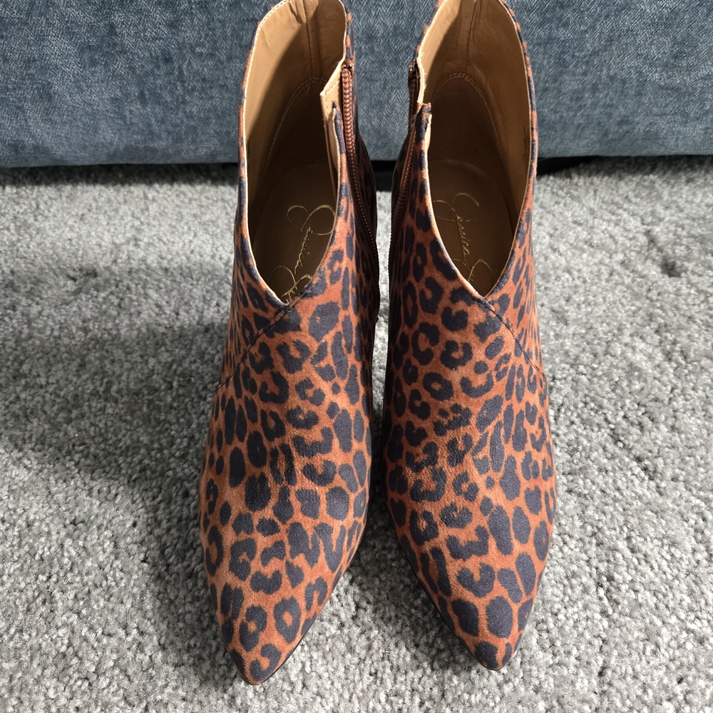 Jessica Simpson Brown Leopard Ankle Booties